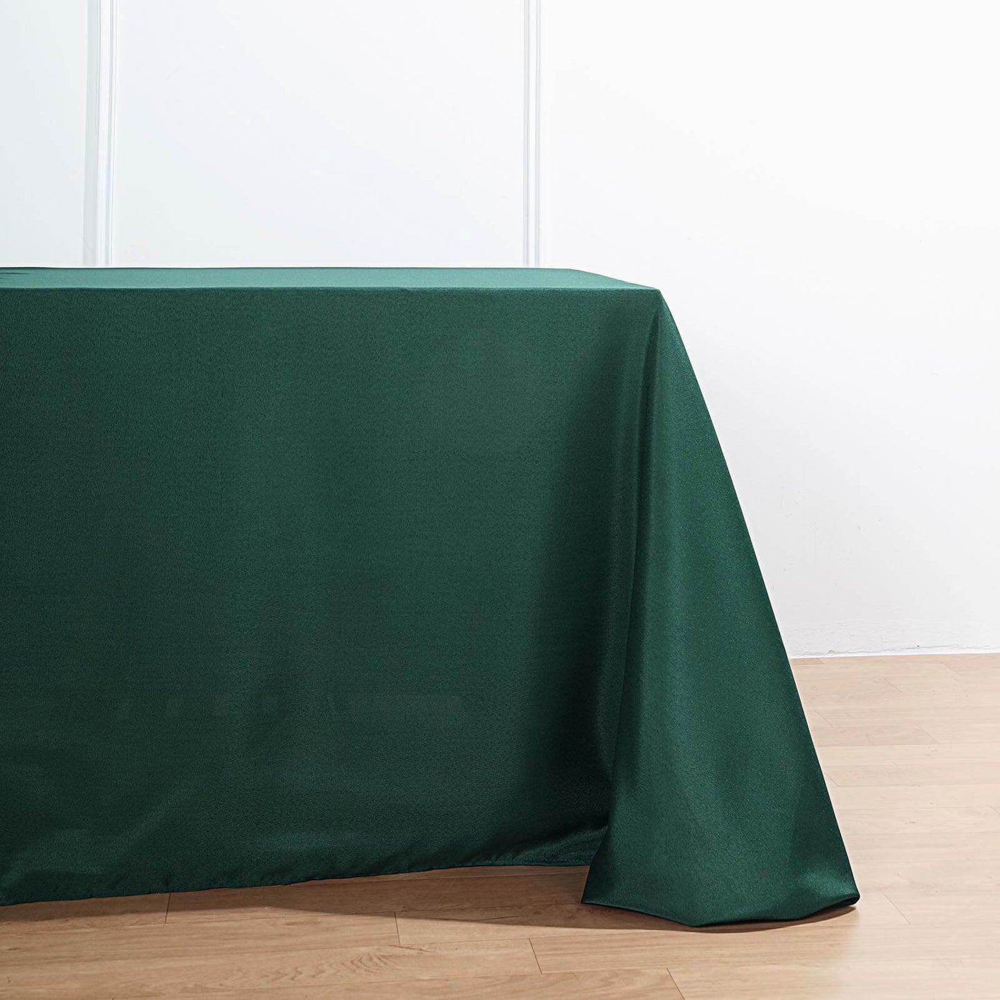 Polyester 90"x132" Rectangle Tablecloth Hunter Emerald Green - Seamless Wrinkle - Resistant Table Cover - Linen Luxes