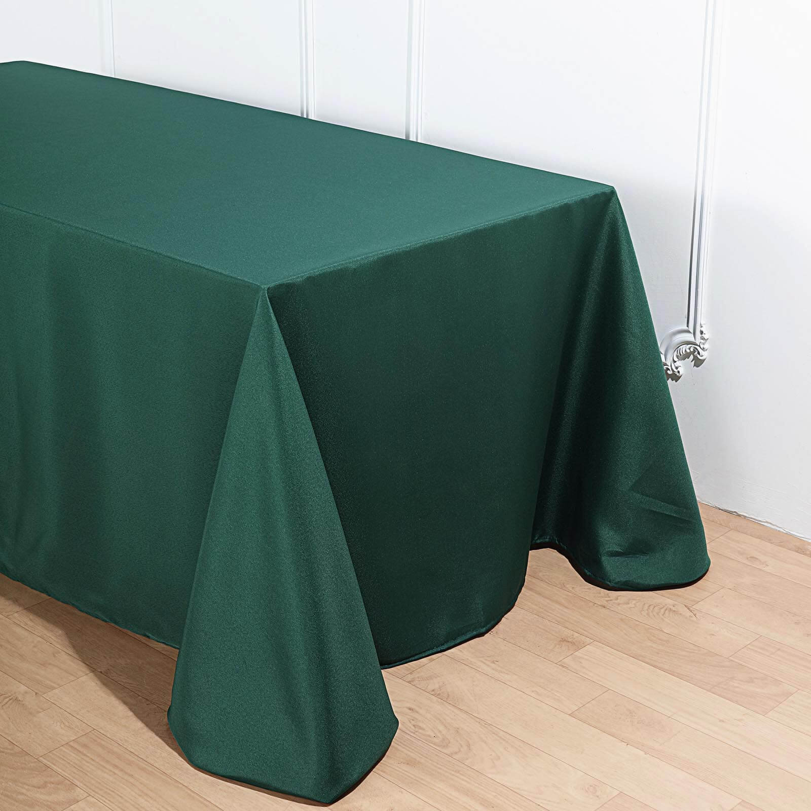 Polyester 90"x156" Rectangle Tablecloth Hunter Emerald Green - Seamless Wrinkle - Resistant Table Cover - Linen Luxes