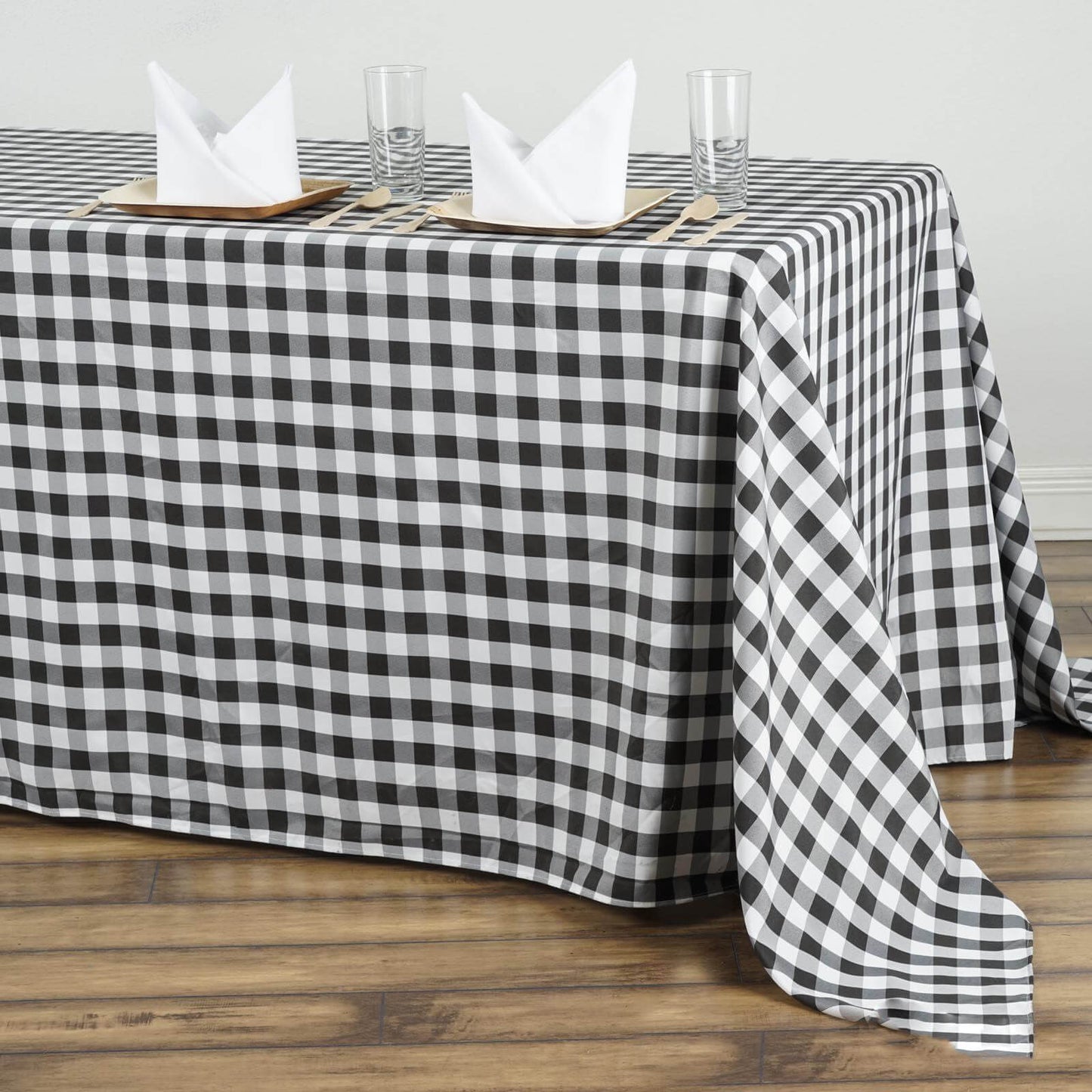 Polyester 90"x156" Rectangle Tablecloth White/Black - Seamless Checkered Buffalo Plaid Design for Rustic Occasions - Linen Luxes