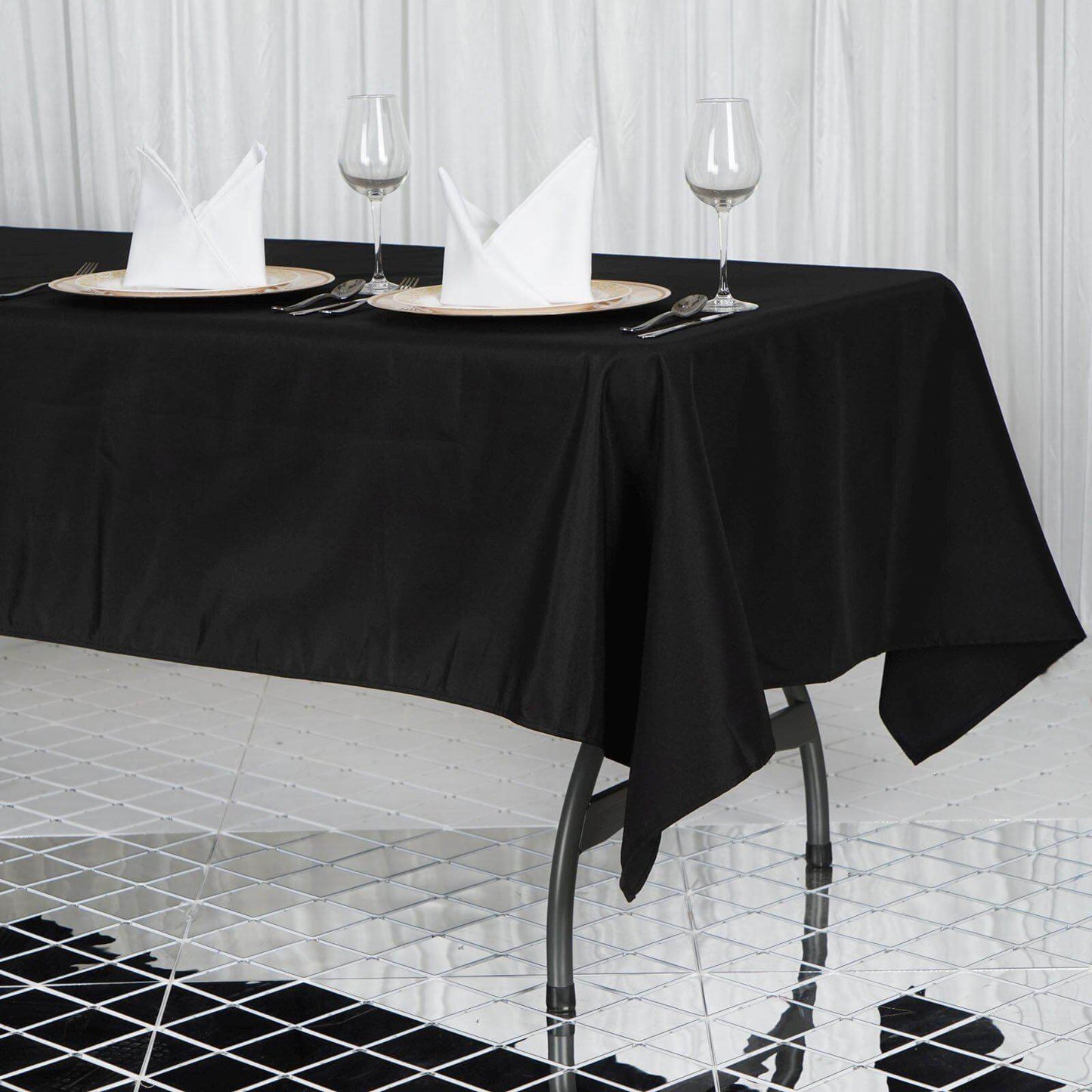 Premium Polyester 60"x102" Rectangle Tablecloth Black - Durable 220GSM Wrinkle - Resistant Table Cover for Weddings & Events - Linen Luxes