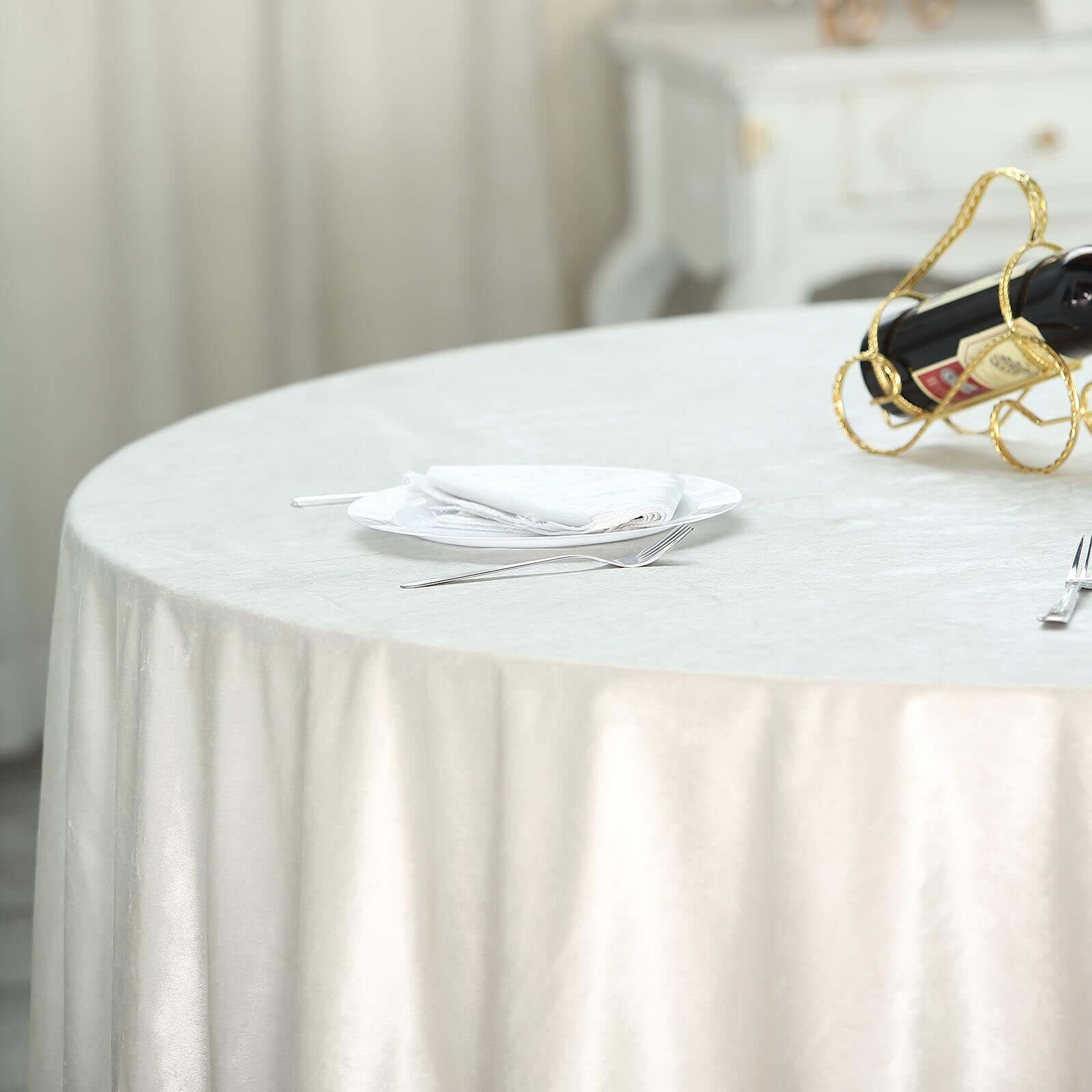 Premium Velvet 120" Round Tablecloth Ivory - Reusable Soft & Seamless Table Cover - Linen Luxes