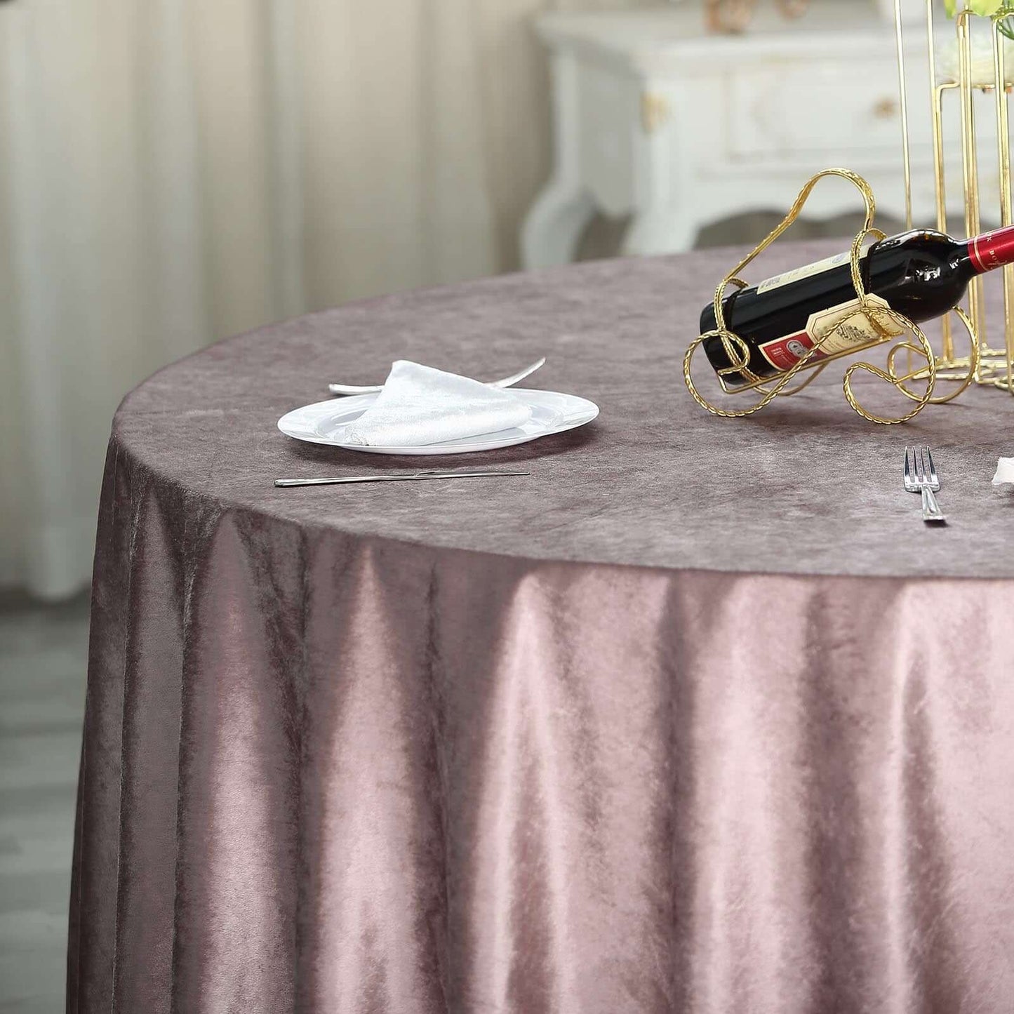 Premium Velvet 120" Round Tablecloth Mauve - Reusable Soft & Seamless Table Cover - Linen Luxes