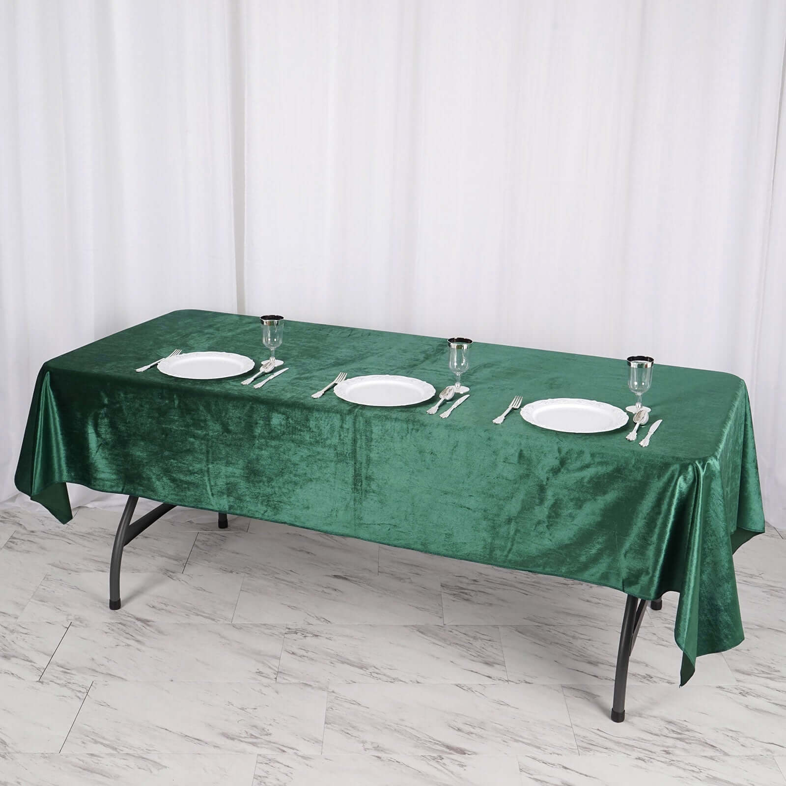Premium Velvet 60"x102" Rectangle Tablecloth Hunter Emerald Green - Reusable & Soft Table Cover - Linen Luxes