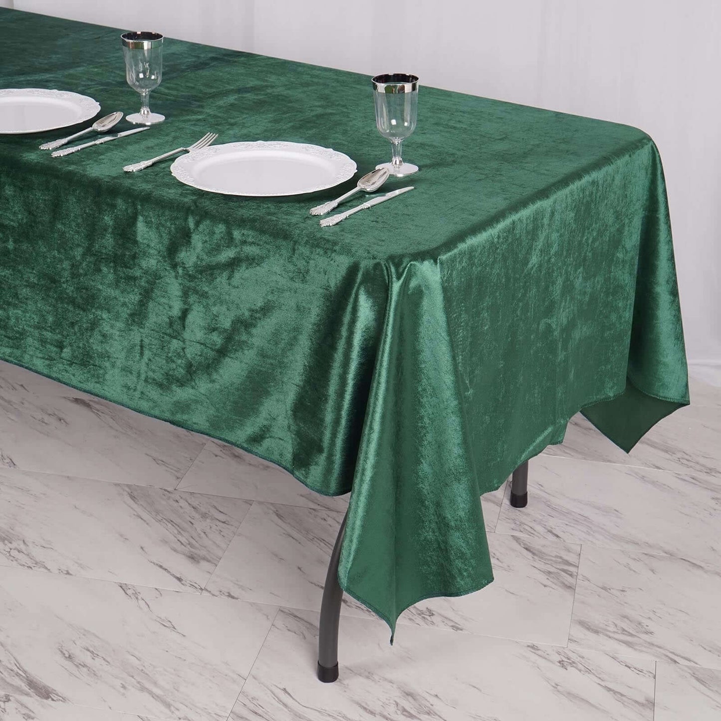 Premium Velvet 60"x102" Rectangle Tablecloth Hunter Emerald Green - Reusable & Soft Table Cover - Linen Luxes
