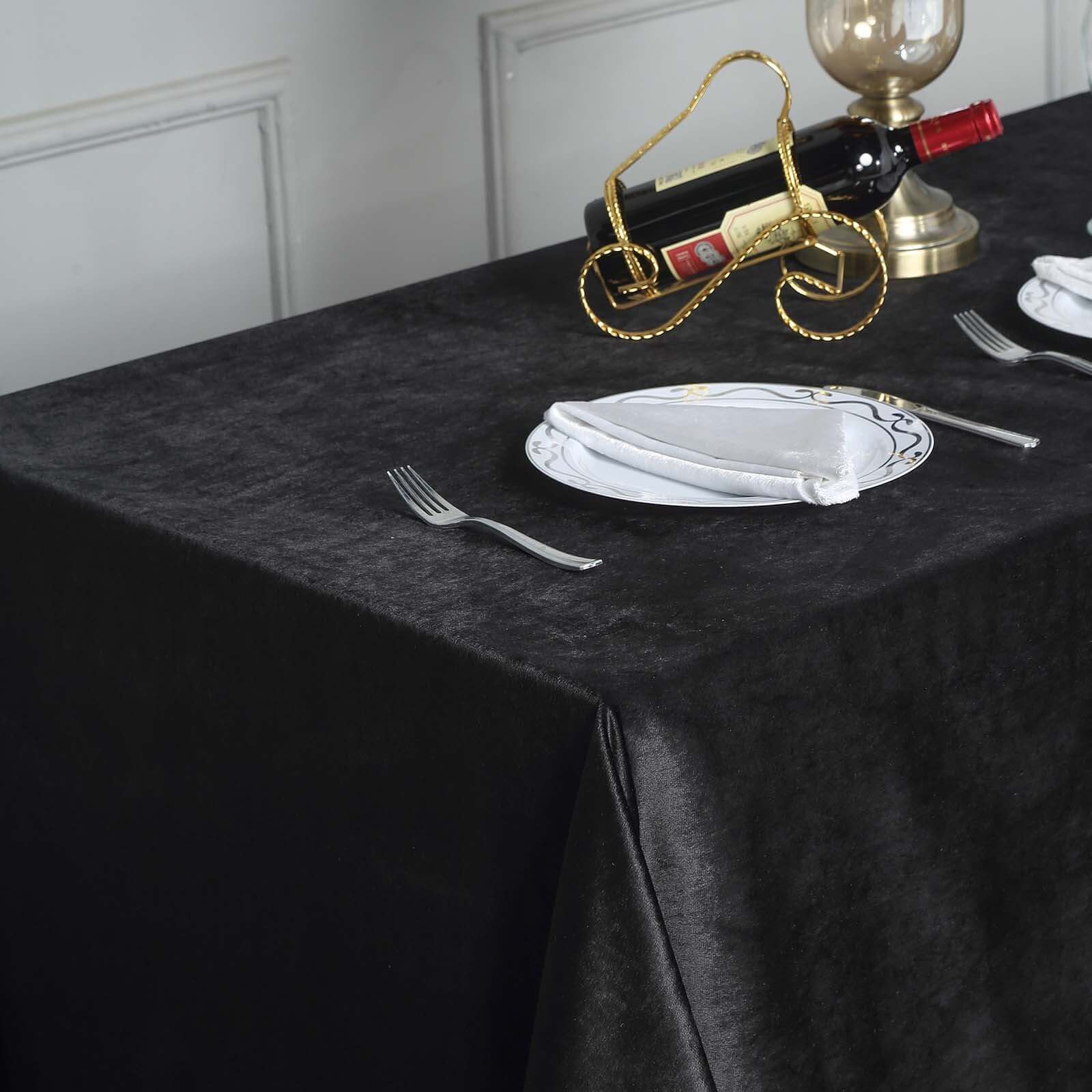 Premium Velvet 90"x132" Rectangle Tablecloth Black - Reusable Soft & Polished Seamless Table Cover for Luxury Weddings & Events - Linen Luxes