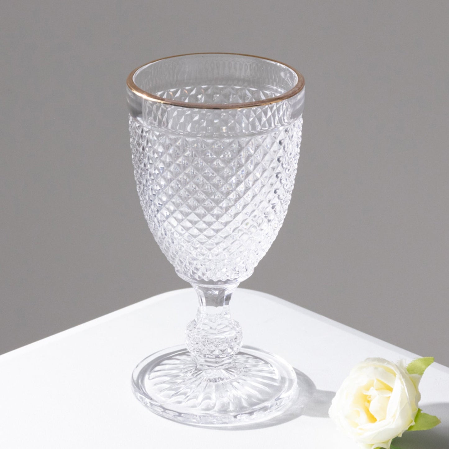 6-Pack Vintage Wine Glasses with Gold Rim and Embossed Diamond Pattern Clear - Crystal 8oz Short Stem Goblets for Cocktails 6"