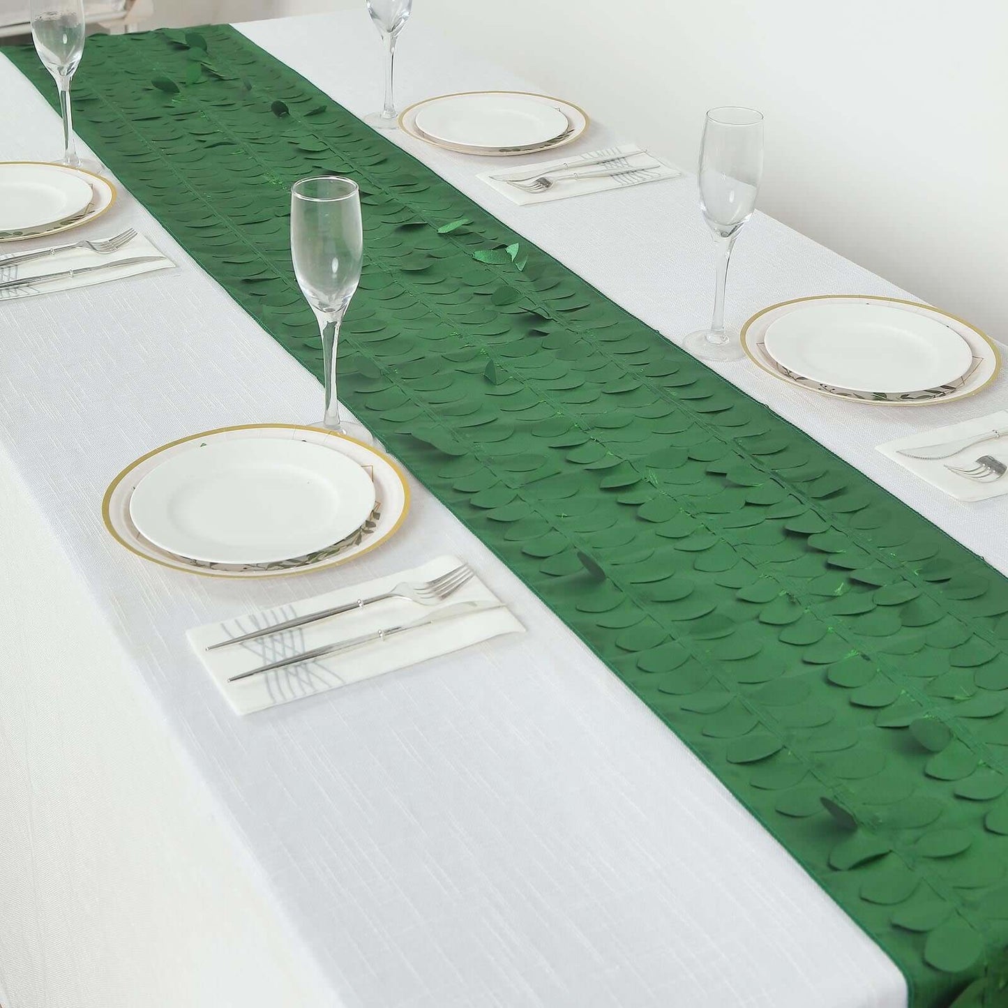 Taffeta Fabric 12"x108" Table Runner Green - 3D Leaf Petal Design