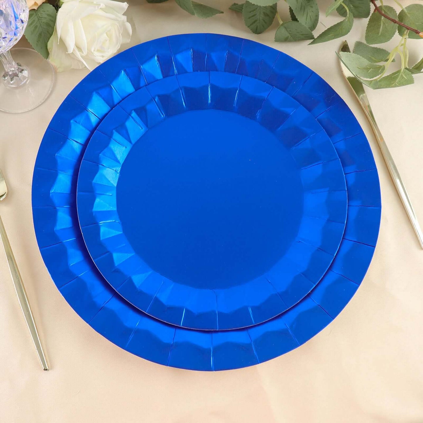 25-Pack Paper 9" Round Dinner Plates in Royal Blue with Geometric Prism Rim - Disposable 400GSM Party Plates