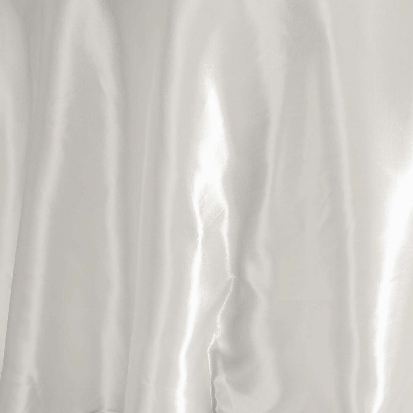 Satin 120" Round Tablecloth Ivory - Stylish Seamless Table Cover - Linen Luxes