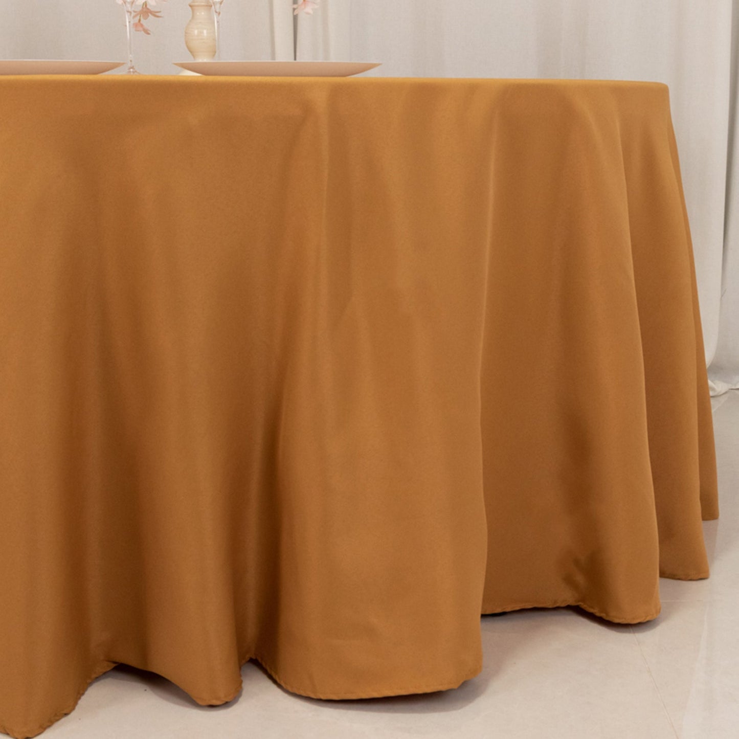 Premium Polyester 120" Round Tablecloth Gold - Seamless 220GSM Wrinkle-Resistant Design for Classy Events