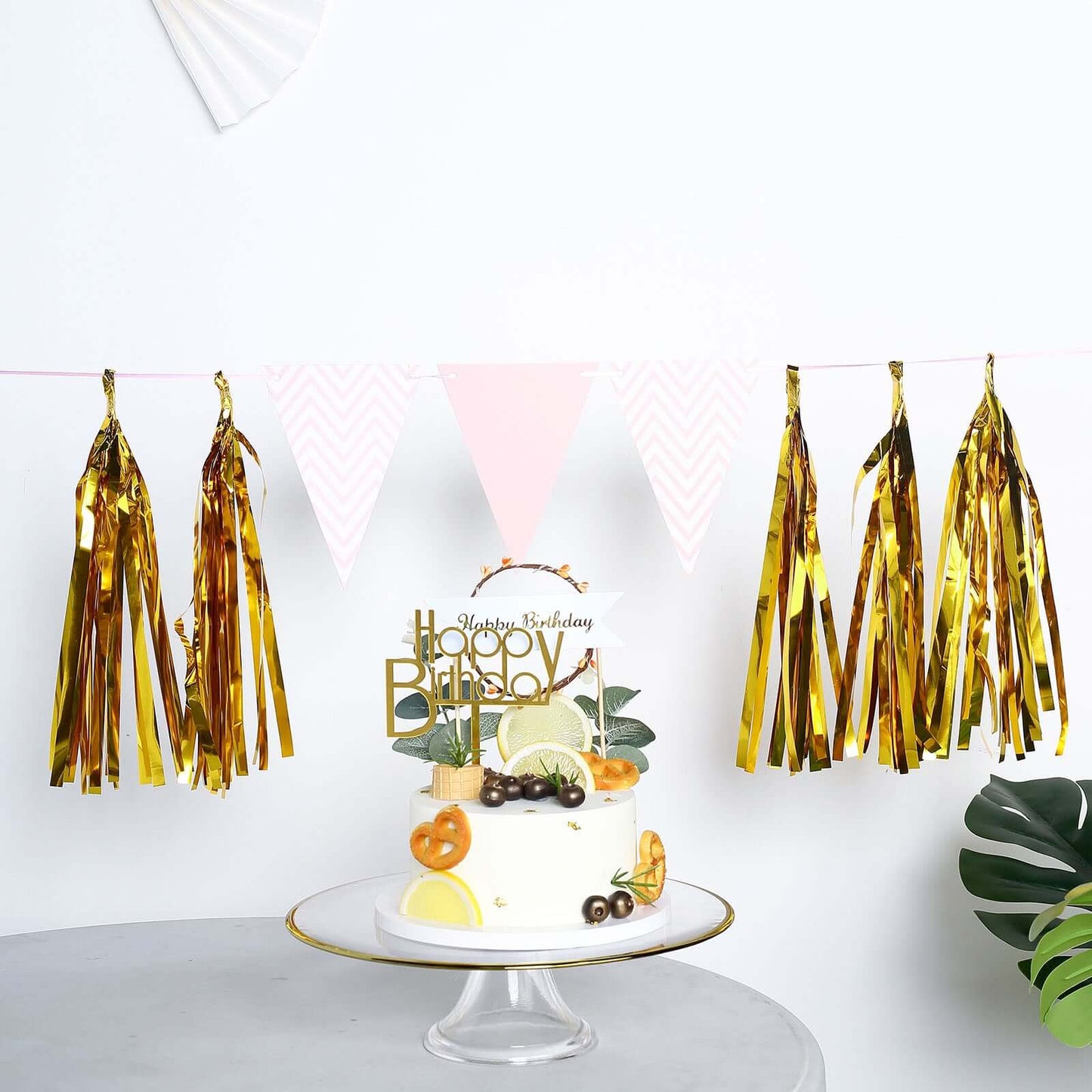 7.5ft Long Metallic Gold Foil Tassels Fringe Garland, Tinsel Streamer Party Backdrop Decorations