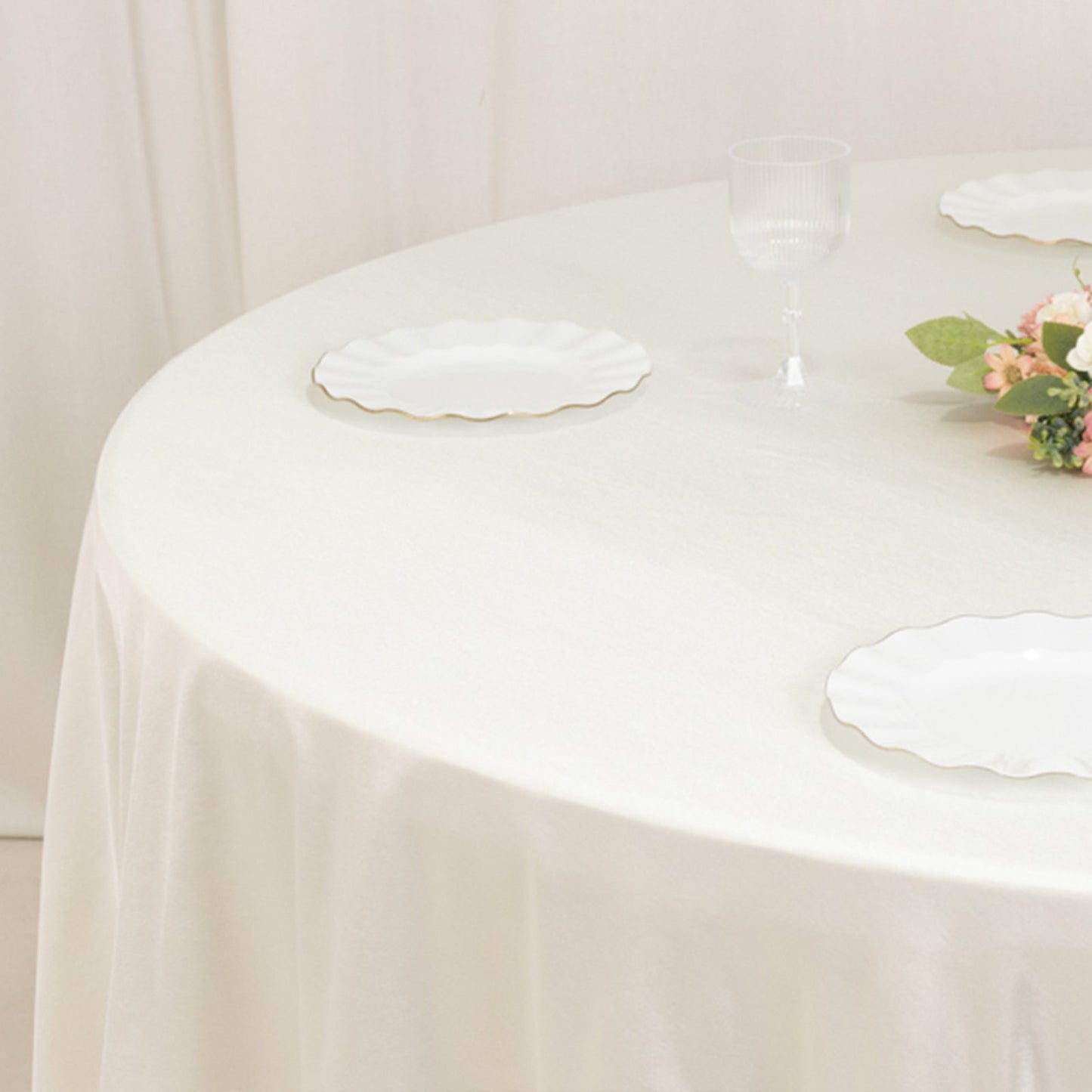 Scuba Round 108" Tablecloth Shimmering Pearl White - Wrinkle Free & Stain Resistant Table Cover