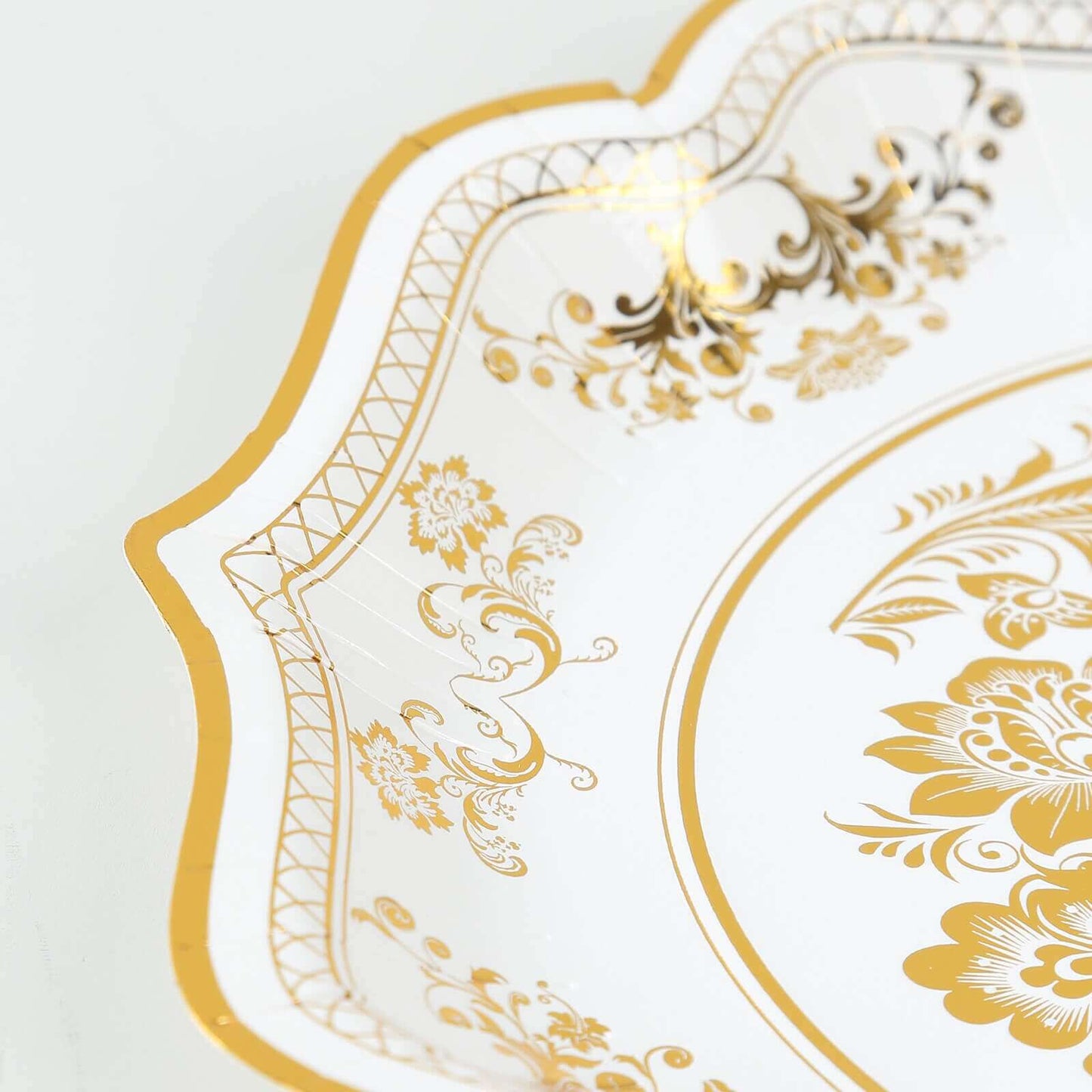 25-Pack Paper Dinner Plates in White Gold Damask Floral Print & Scallop Rim - Stylish Disposable 300GSM Floral Party Plates 10"