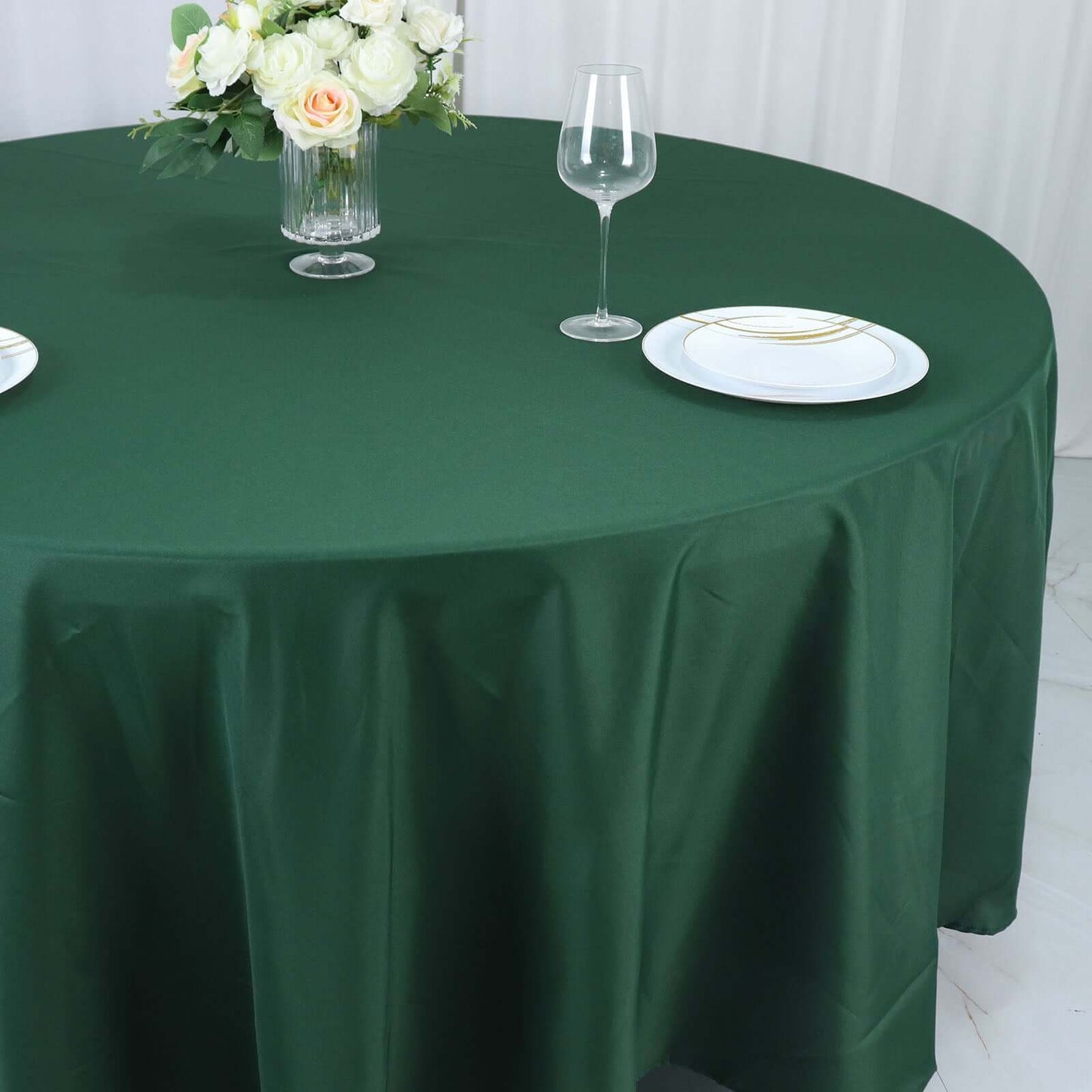 Polyester 108" Round Tablecloth Hunter Emerald Green - Wrinkle-Resistant Table Cover