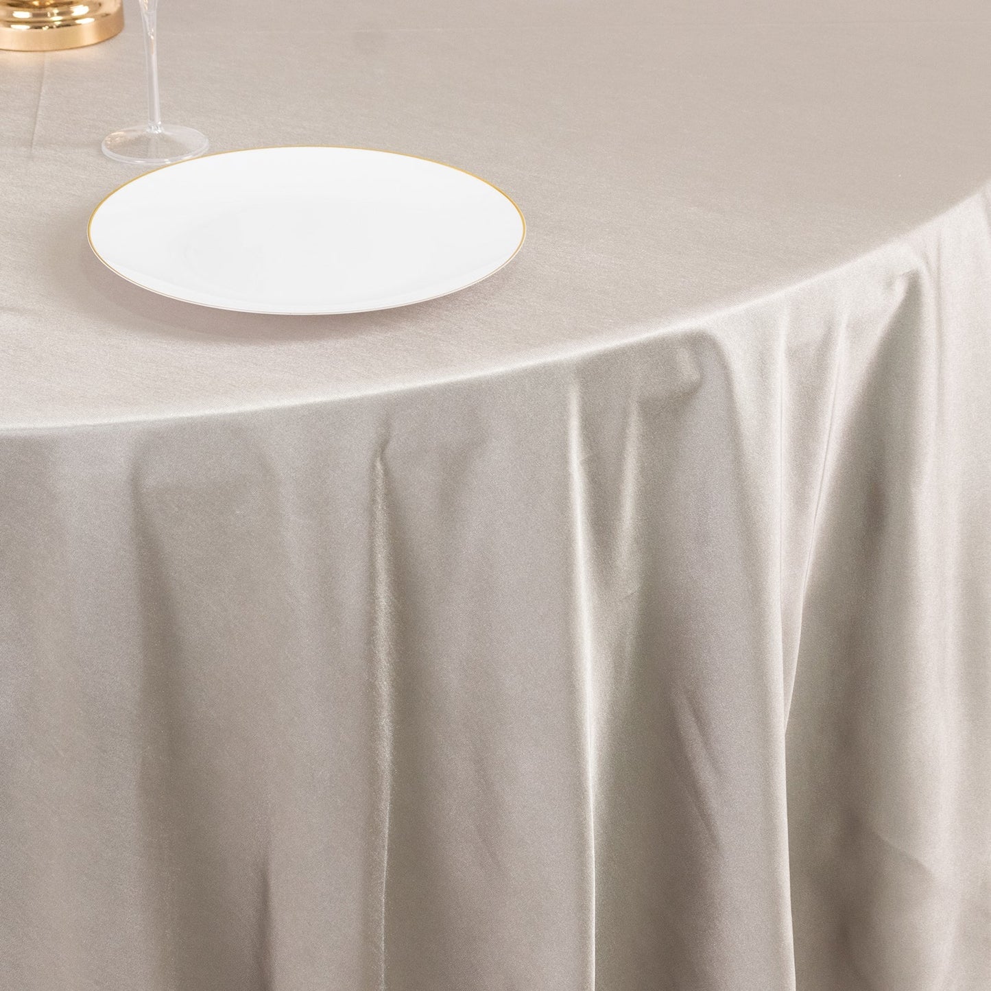 Scuba Round 108" Tablecloth Shimmering Silver - Wrinkle Free & Stain Resistant Table Cover