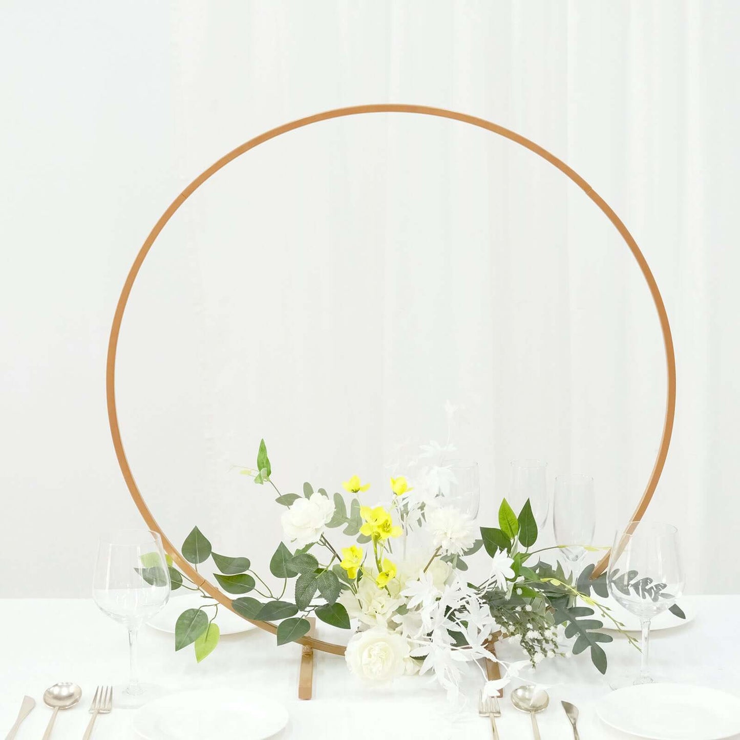 28" Gold Metal Round Hoop Wedding Centerpiece, Self Standing Table Floral Wreath Frame