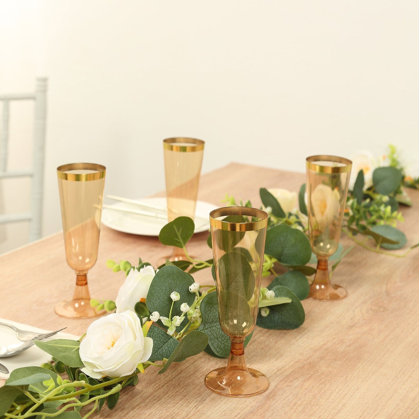 12-Pack Plastic Champagne Flutes Transparent Amber Gold with Gold Rim - Stylish Disposable Cocktail Glasses for Parties 5oz 6"