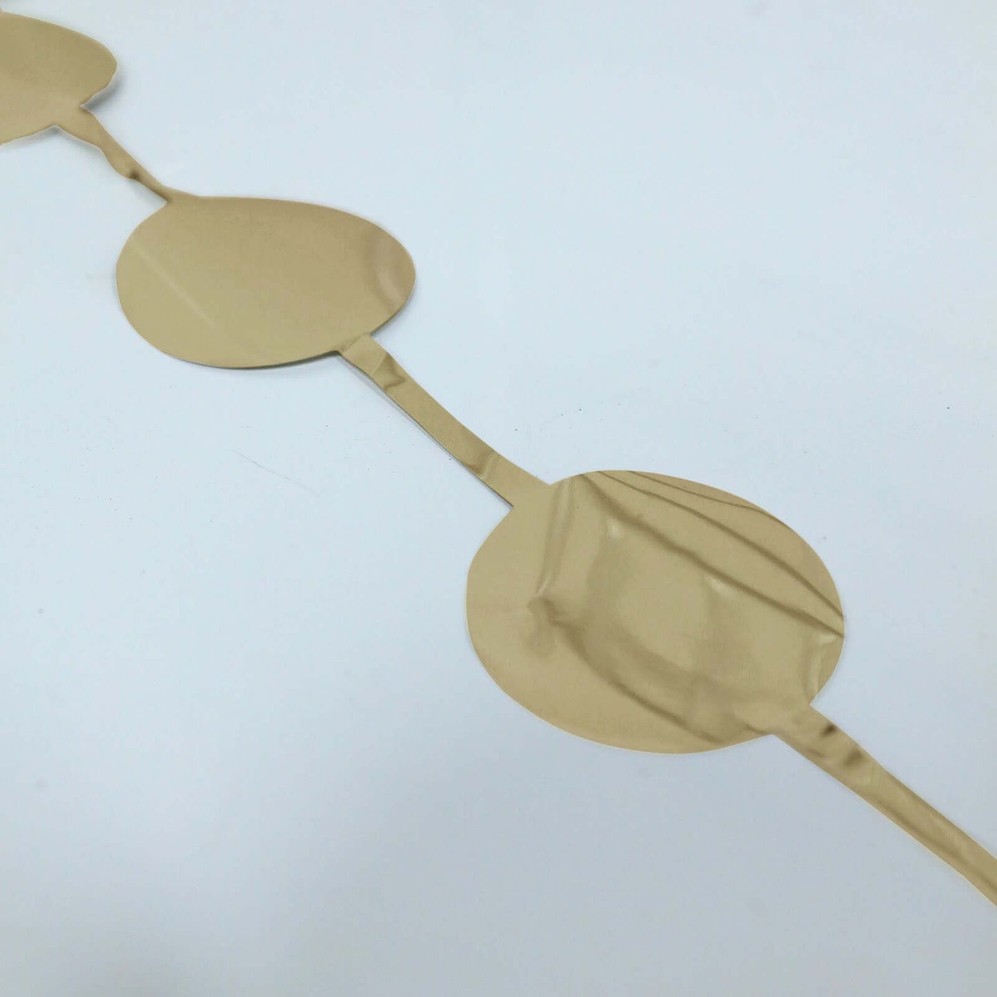 Champagne Round Chain Foil Fringe Curtain Party Backdrop, Metallic Champagne Tinsel Streamer Party Decor - Door Window Foil Curtain - 3ftx6.5ft