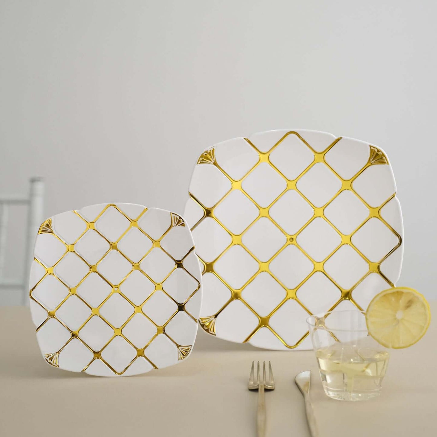 10-Pack Plastic 10" Square Dinner Plates in White with Gold Diamond Lattice Pattern - Disposable Party Plates for Weddings, Banquets & Special Events