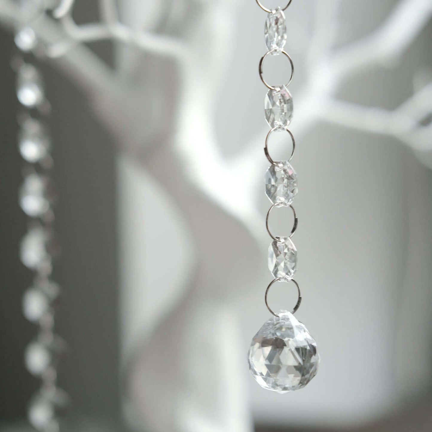 Manzanita Tree Centerpiece White with 8 Acrylic Bead Chains & Event Displays 34"