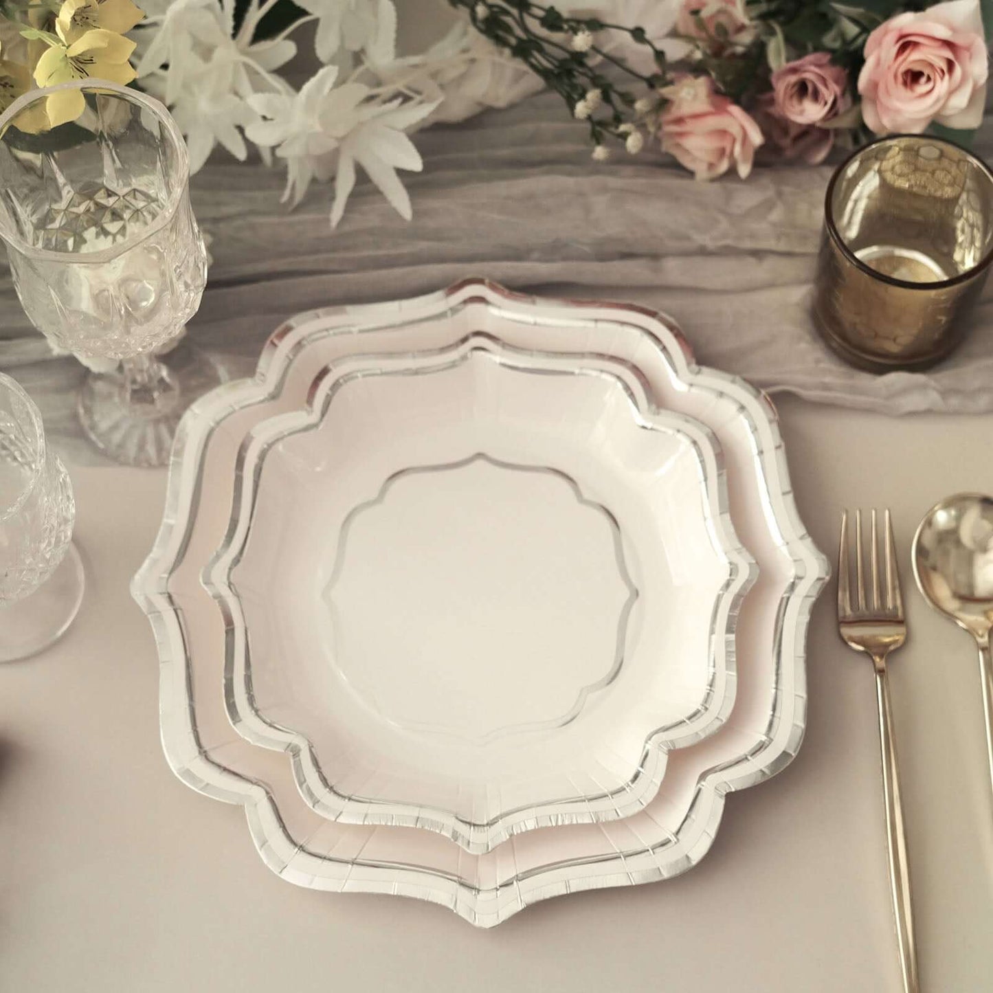 25-Pack Paper Dinner Plates in White with Silver Scallop Rim - Disposable 300GSM Party Plates 10"