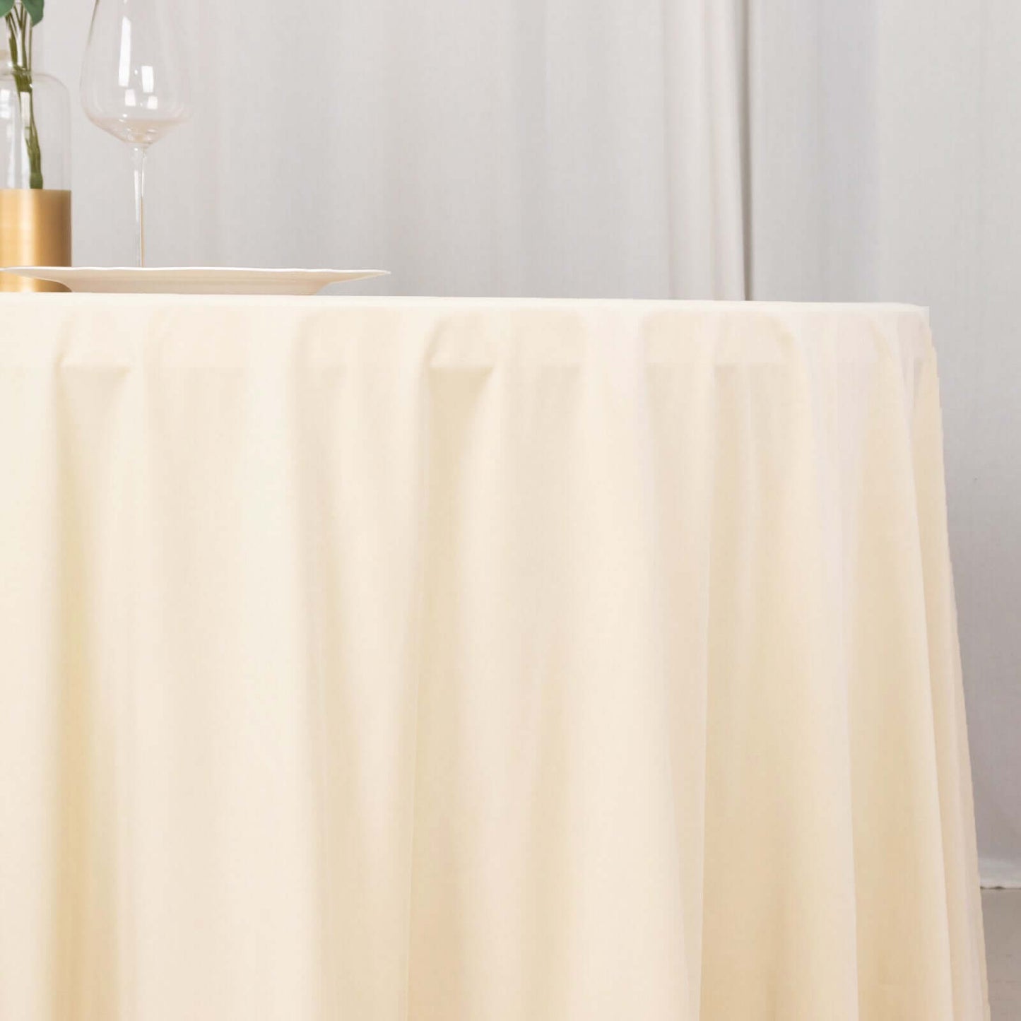 Scuba Round 120" Tablecloth Beige - Wrinkle Free & Stain Resistant Seamless Table Cover